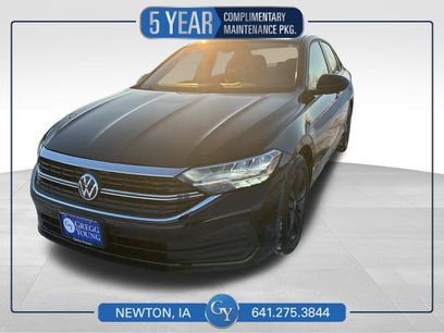 Used 2024 Volkswagen Jetta SE w/ Panoramic Sunroof Package