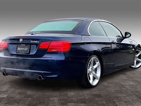 Used 2011 BMW 335i Convertible image 14