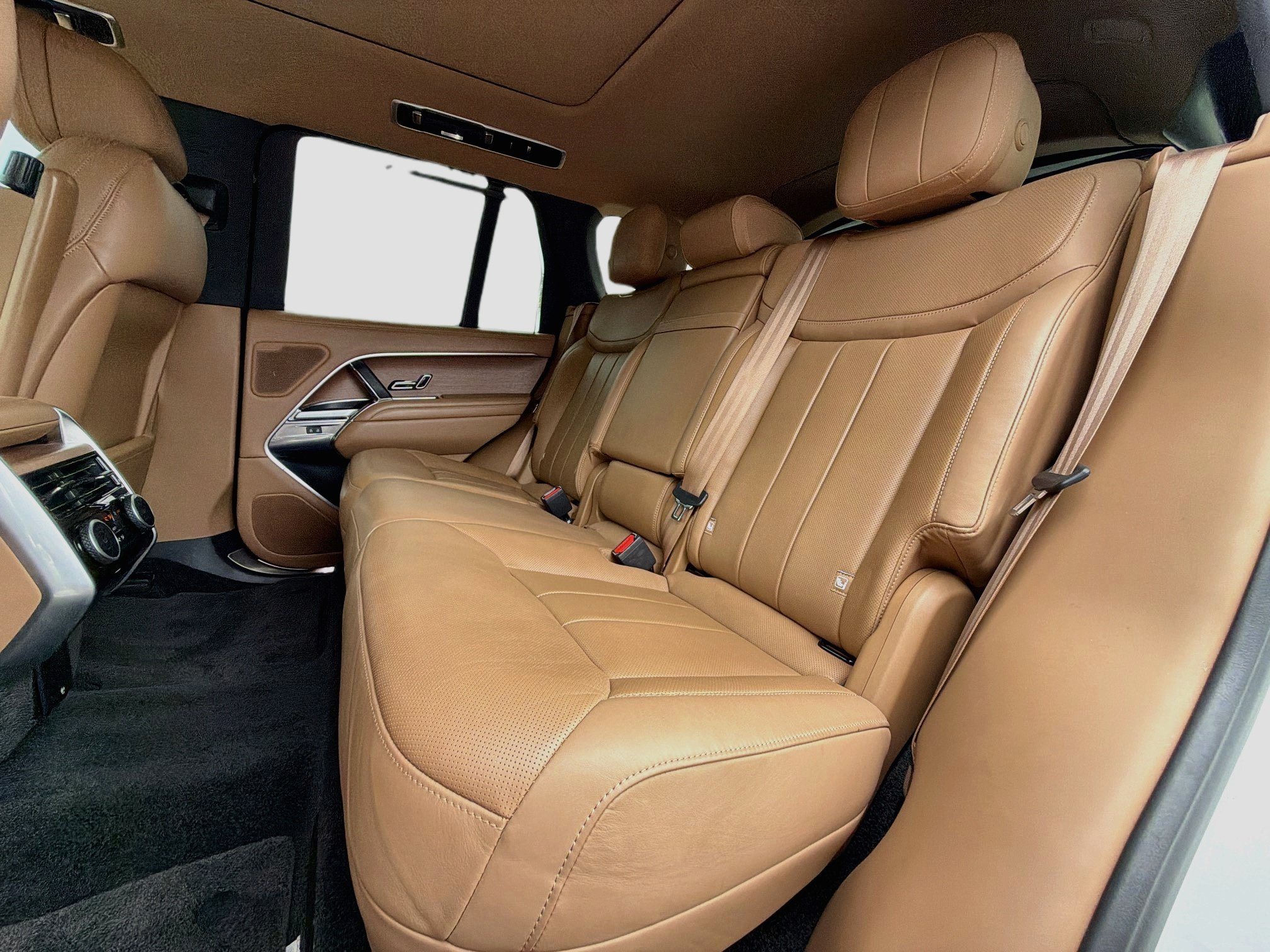 Used 2024 Land Rover Range Rover SE AWD/4WD image 22