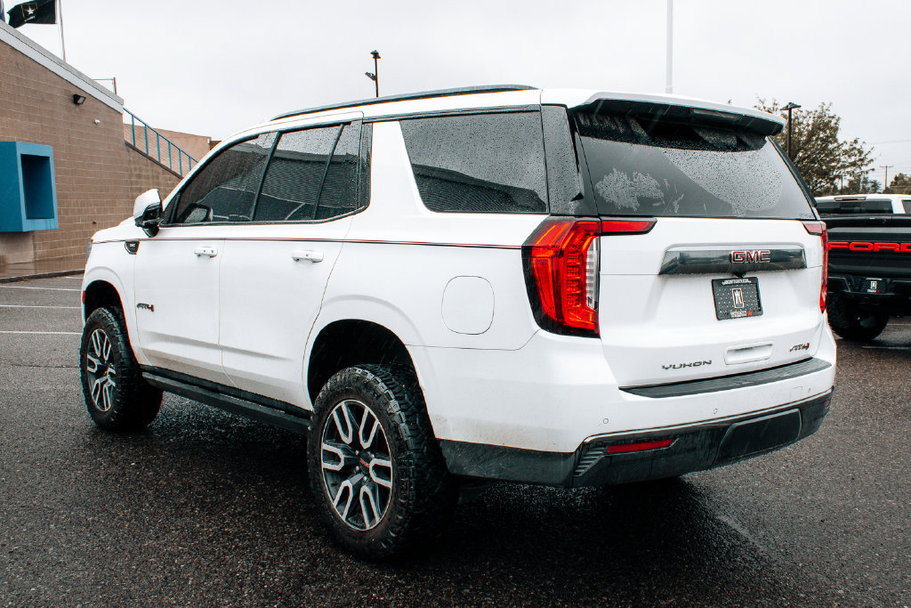 Used 2021 GMC Yukon AT4 w/ Technology Package AWD/4WD image 5