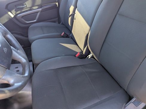 Used 2015 Nissan Titan S image 18