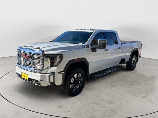 Used 2026 GMC Sierra 3500 Denali w/ Denali Reserve Package AWD/4WD image 1