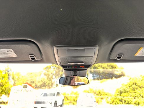 New 2025 GMC Acadia Elevation image 16