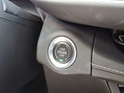 Used 2023 Buick Envision Essence AWD/4WD image 23