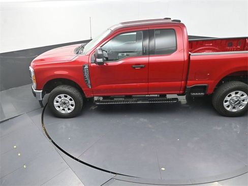 Used 2024 Ford F250 XLT w/ Camper Package image 22