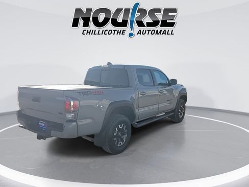 Used 2020 Toyota Tacoma TRD Off-Road w/ TRD Premium Off Road Package image 8