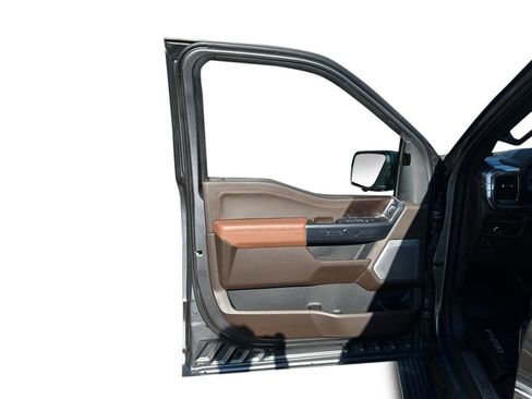 Used 2024 Ford F150 King Ranch w/ FX4 Off-Road Package image 6