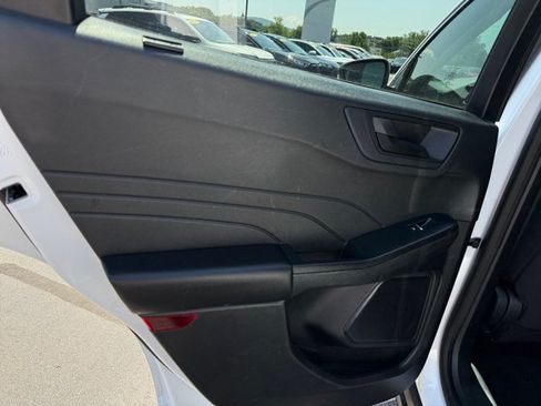 Used 2022 Ford Escape SE AWD/4WD image 32