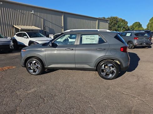 New 2026 Hyundai Venue SEL image 16