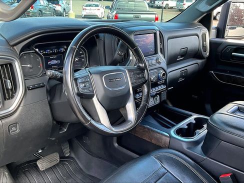 Used 2021 GMC Sierra 2500 Denali w/ Denali Ultimate Package image 17