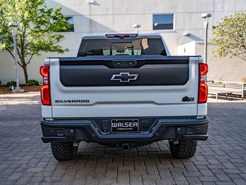 Used 2024 Chevrolet Silverado 1500 ZR2 w/ ZR2 Bison Edition AWD/4WD image 6