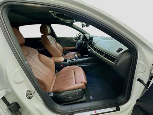 Used 2020 Audi A4 2.0T Premium w/ Convenience Package image 33