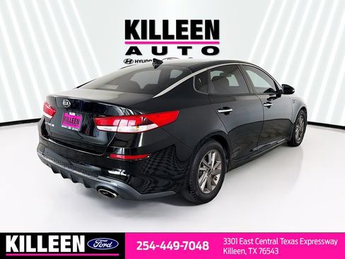 Used 2020 Kia Optima LX FWD image 8