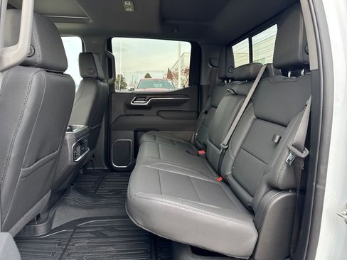 New 2026 GMC Sierra 1500 SLT w/ SLT Premium Plus Package image 40