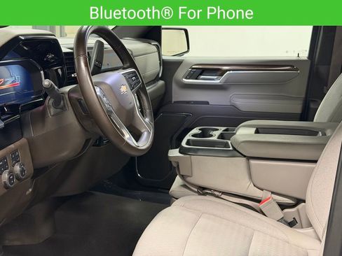 Certified 2023 Chevrolet Silverado 1500 LT w/ Z71 Off-Road Package image 31