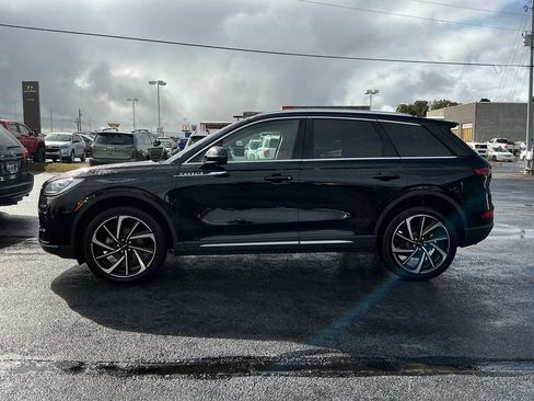 Certified 2024 Lincoln Corsair Reserve w/ Equipment Group 201A image 2