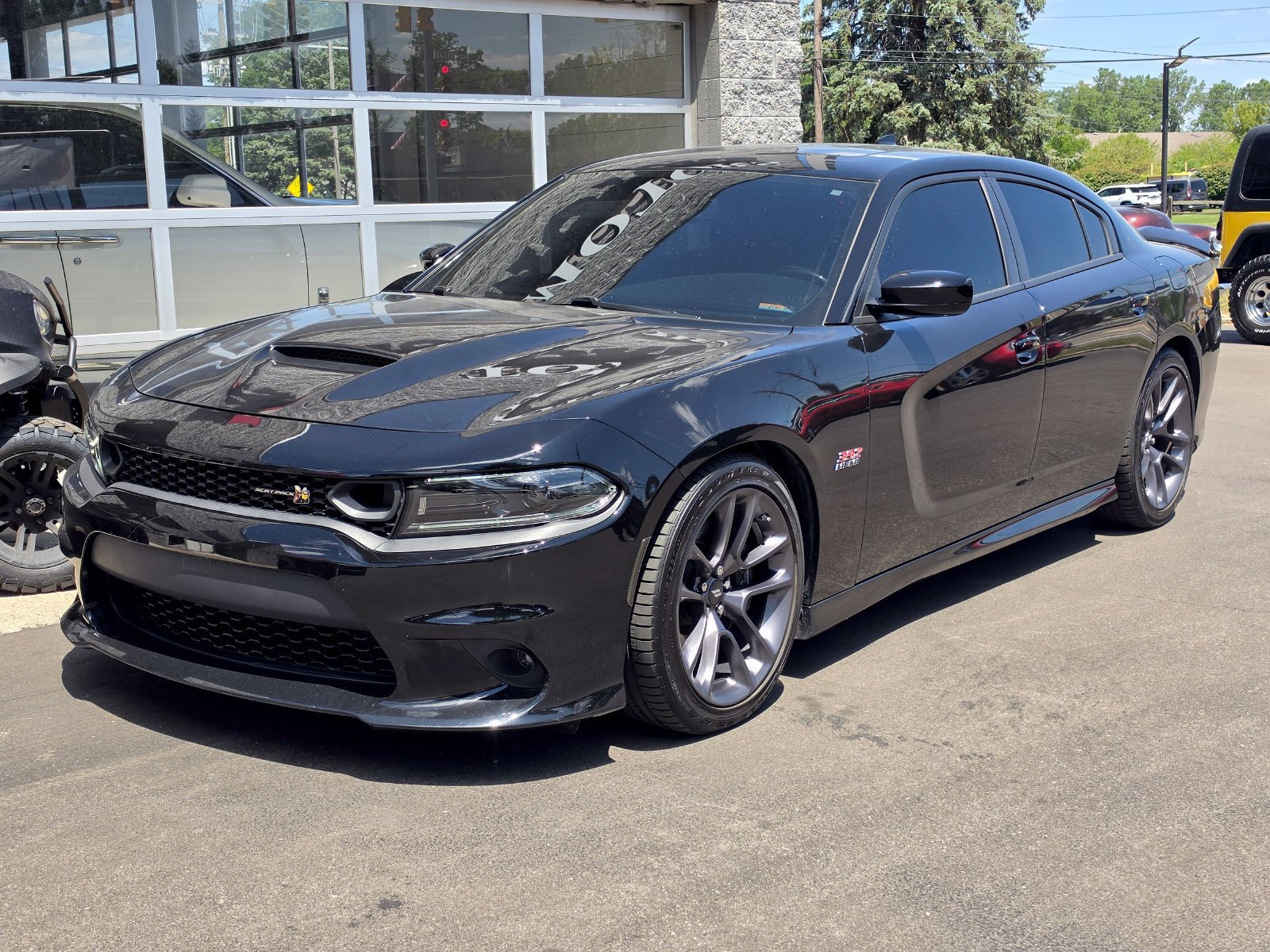 Used 2023 Dodge Charger Scat Pack w/ Harman/Kardon Audio Group RWD image 1