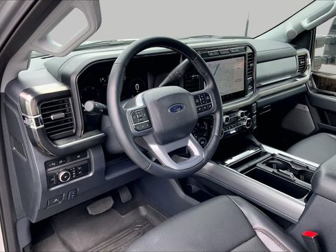 Used 2024 Ford F250 Lariat w/ FX4 Off-Road Package AWD/4WD image 18