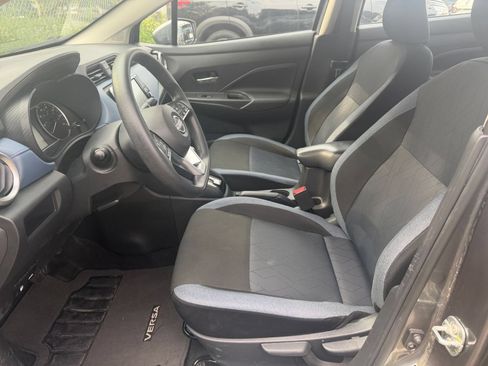 Used 2025 Nissan Versa SV FWD image 24