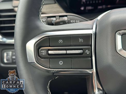 Used 2025 GMC Acadia Denali AWD/4WD image 26