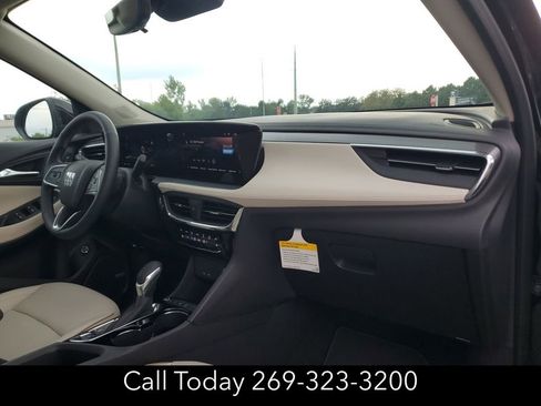 New 2025 Buick Encore GX Avenir w/ Avenir Technology Package image 28
