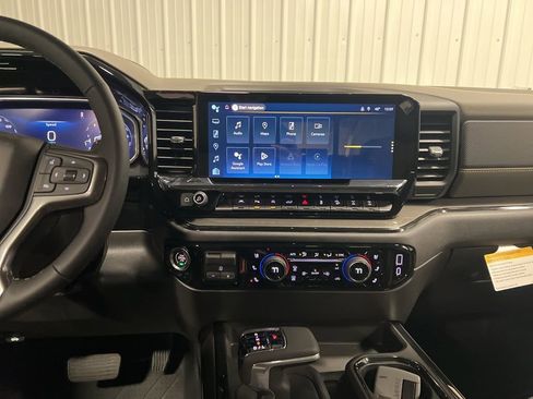 New 2026 Chevrolet Silverado 1500 ZR2 w/ Dark Appearance Package image 15