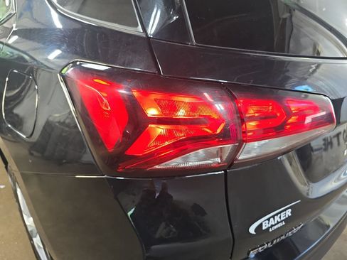 Used 2024 Chevrolet Equinox LT AWD/4WD image 33