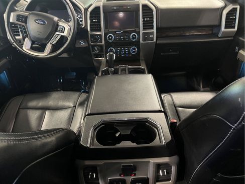 Used 2019 Ford F150 Lariat w/ Equipment Group 502A Luxury AWD/4WD image 22