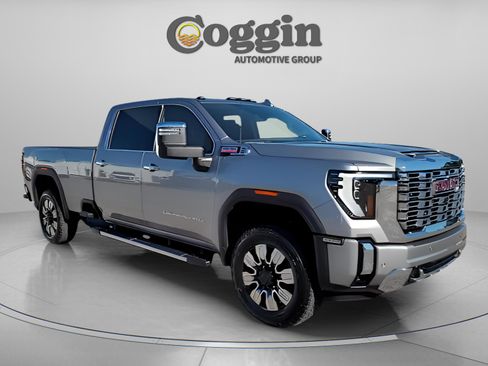 New 2026 GMC Sierra 3500 Denali w/ Technology Package image 19