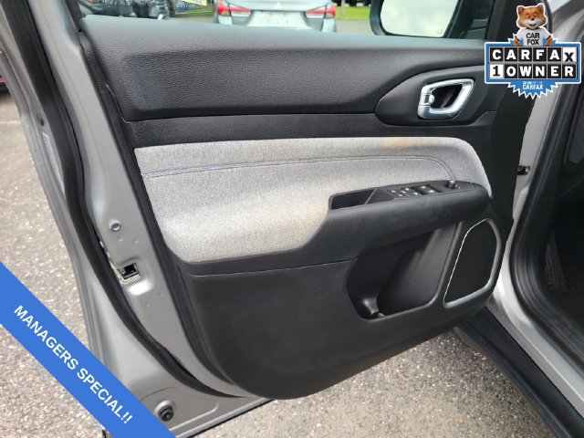 Used 2022 Jeep Compass Latitude FWD image 18