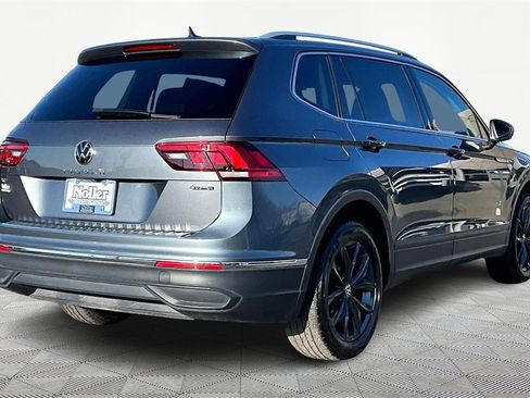 Used 2022 Volkswagen Tiguan SE image 2