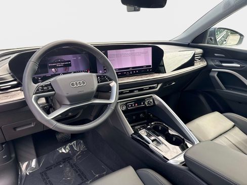 New 2026 Audi Q5 Premium Plus AWD/4WD image 15