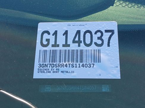 New 2026 Chevrolet Equinox EV RS image 36