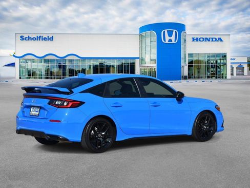 Used 2024 Honda Civic Sport image 3