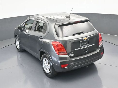 Used 2019 Chevrolet Trax LS w/ Tint and Cruise Package image 46