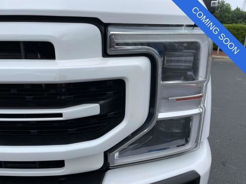 Used 2022 Ford F250 Lariat w/ Lariat Ultimate Package AWD/4WD image 39