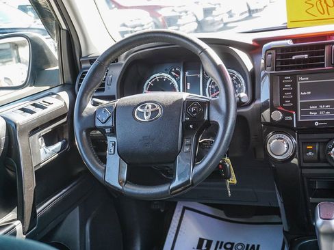 Used 2020 Toyota 4Runner TRD Off-Road image 16