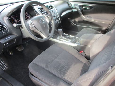 Used 2017 Nissan Altima 2.5 SL image 16
