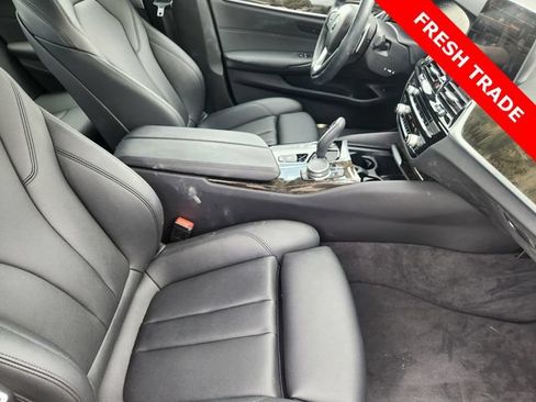 Used 2020 BMW 530i w/ Convenience Package RWD image 13