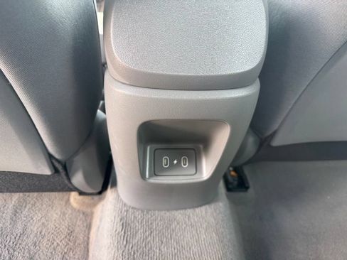 Certified 2024 Hyundai Elantra SE FWD image 15