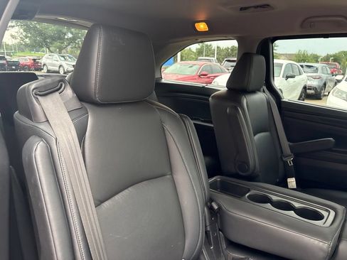 Used 2023 Honda Odyssey Touring image 34