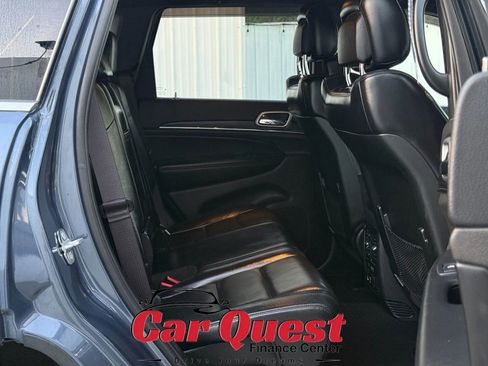 Used 2019 Jeep Grand Cherokee Limited image 13