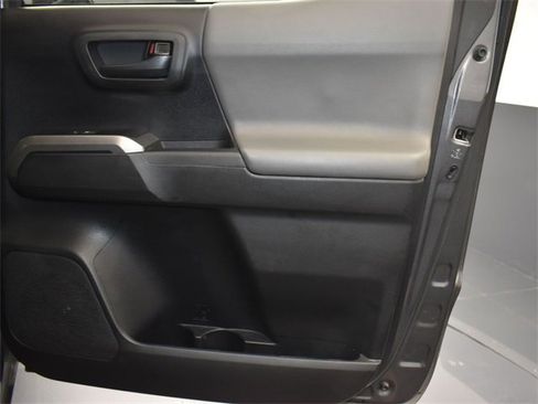 Used 2020 Toyota Tacoma SR5 image 14