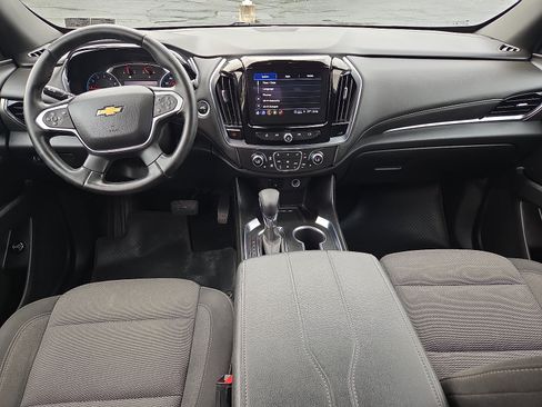 Used 2023 Chevrolet Traverse LT AWD/4WD image 23