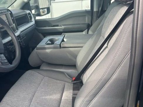 Used 2024 Ford F250 XL w/ STX Appearance Package image 5
