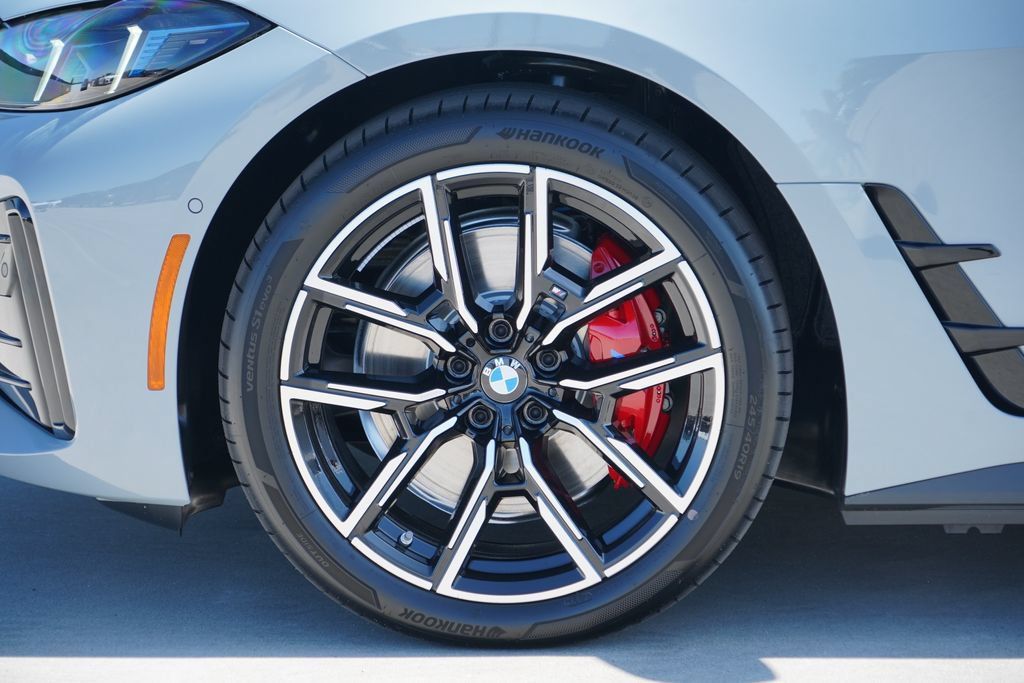 New 2026 BMW i4 eDrive40 w/ M Sport Package RWD image 5
