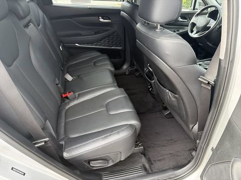 Used 2019 Hyundai Santa Fe FWD image 15