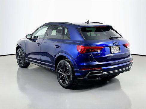 Used 2023 Audi Q3 2.0T Premium image 7