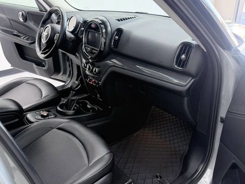 Used 2018 MINI Cooper Countryman FWD image 12