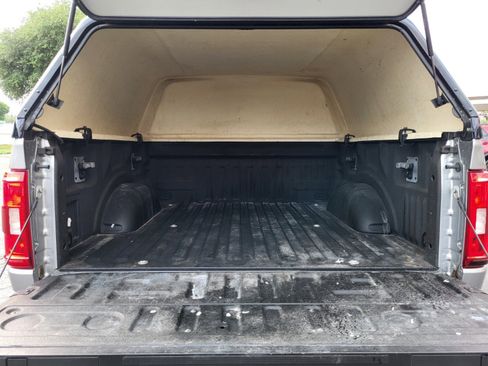 Certified 2022 Ford F150 XLT w/ Equipment Group 302A High image 32